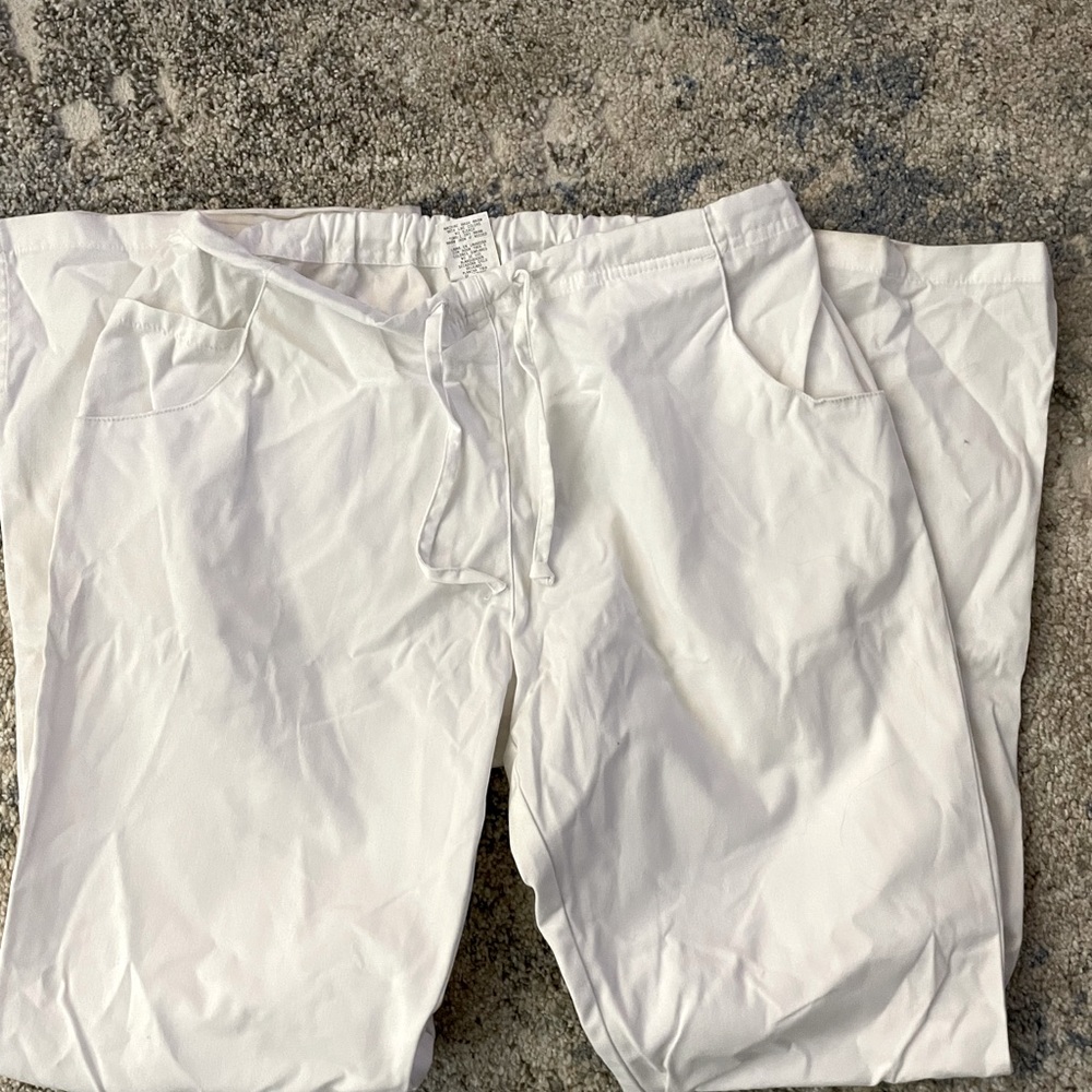 Women’s Dickies scrub pants